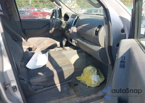 2013 Nissan Frontier Desert Runner z USA, uszkodzony, nr VIN 1N6AD0ER4DN745159